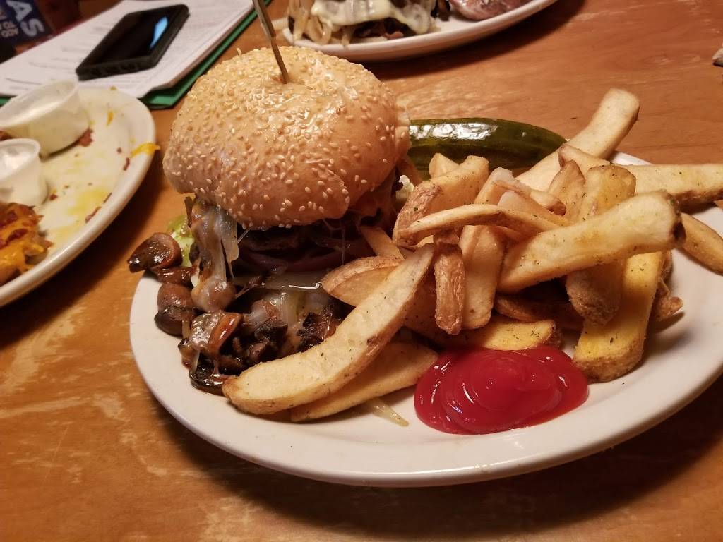 Texas Roadhouse | restaurant | 902 Mall Dr, Duluth, MN 55811, USA | 2186247427 OR +1 218-624-7427