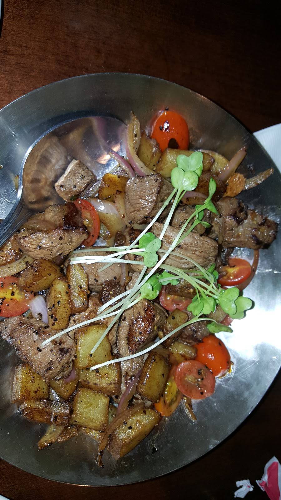 P.F. Changs | restaurant | 5633 Bay St, Emeryville, CA 94608, USA | 5108790990 OR +1 510-879-0990