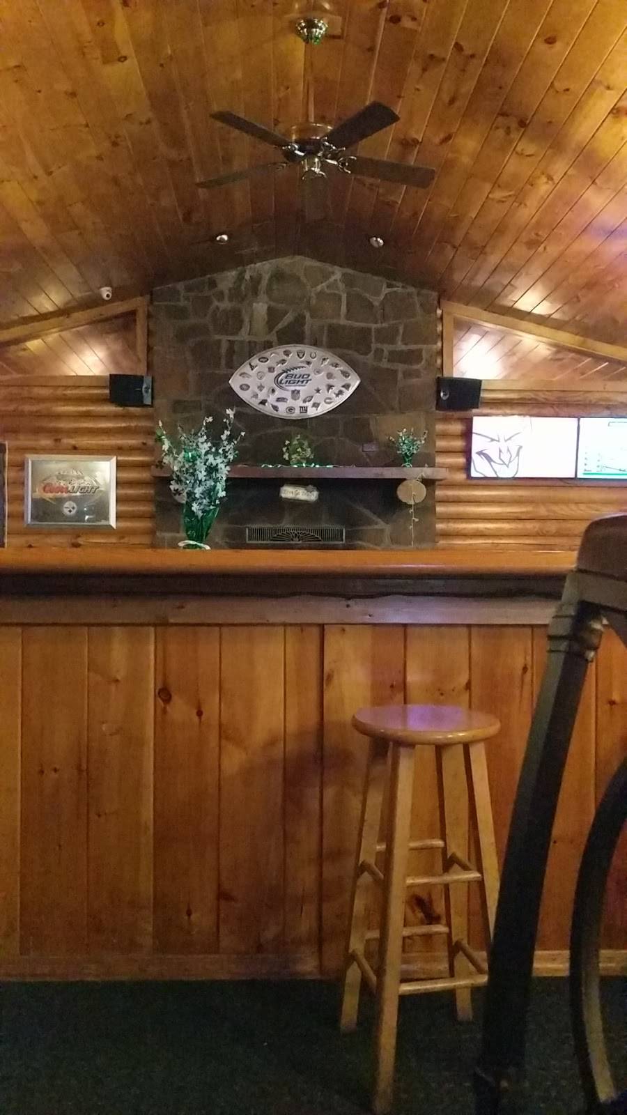 The Cabin Bar N Grille | restaurant | 918 S Center Ave, Hunker, PA 15639, USA | 7249251391 OR +1 724-925-1391