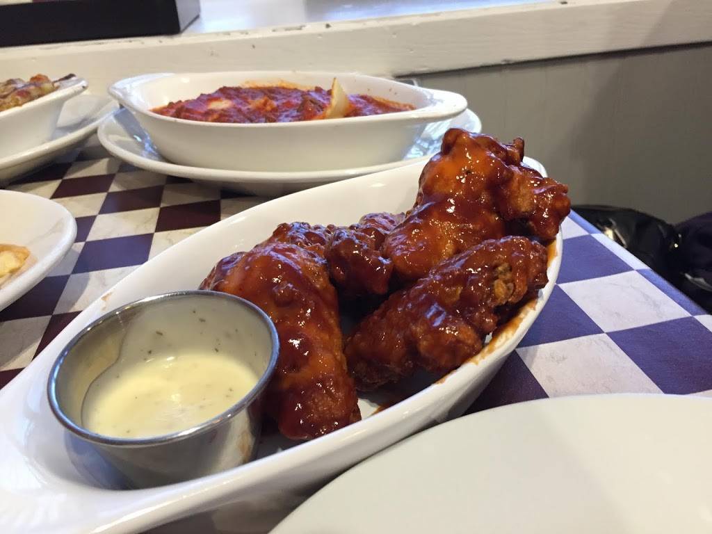 Villa Nova Pizza | restaurant | 874 N State St, Lockport, IL 60441, USA | 8158386682 OR +1 815-838-6682