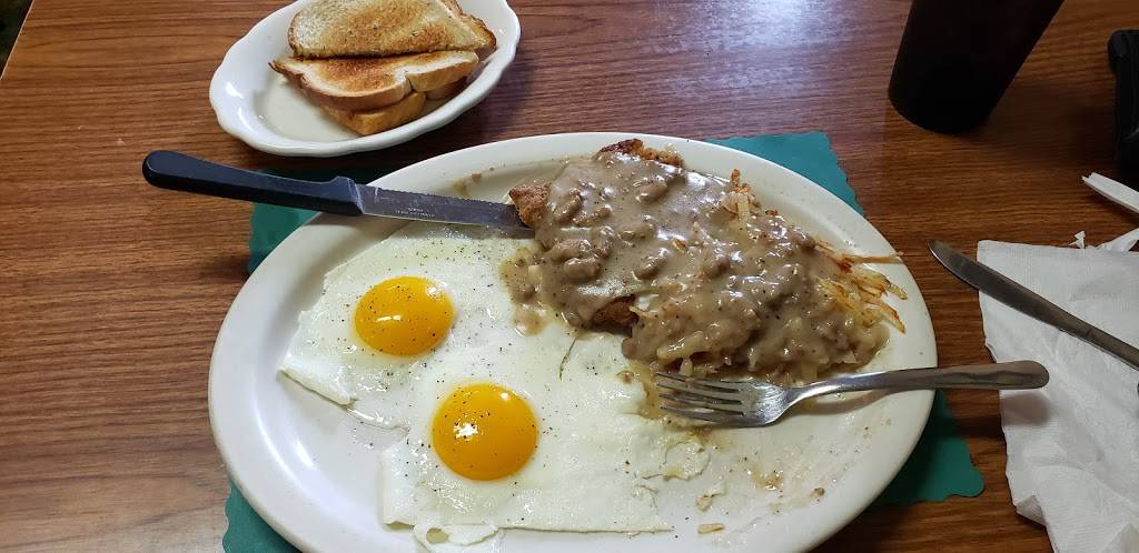 Sterks Restaurant | restaurant | 63 Hyde St, Wakeman, OH 44889, USA | 4408392025 OR +1 440-839-2025