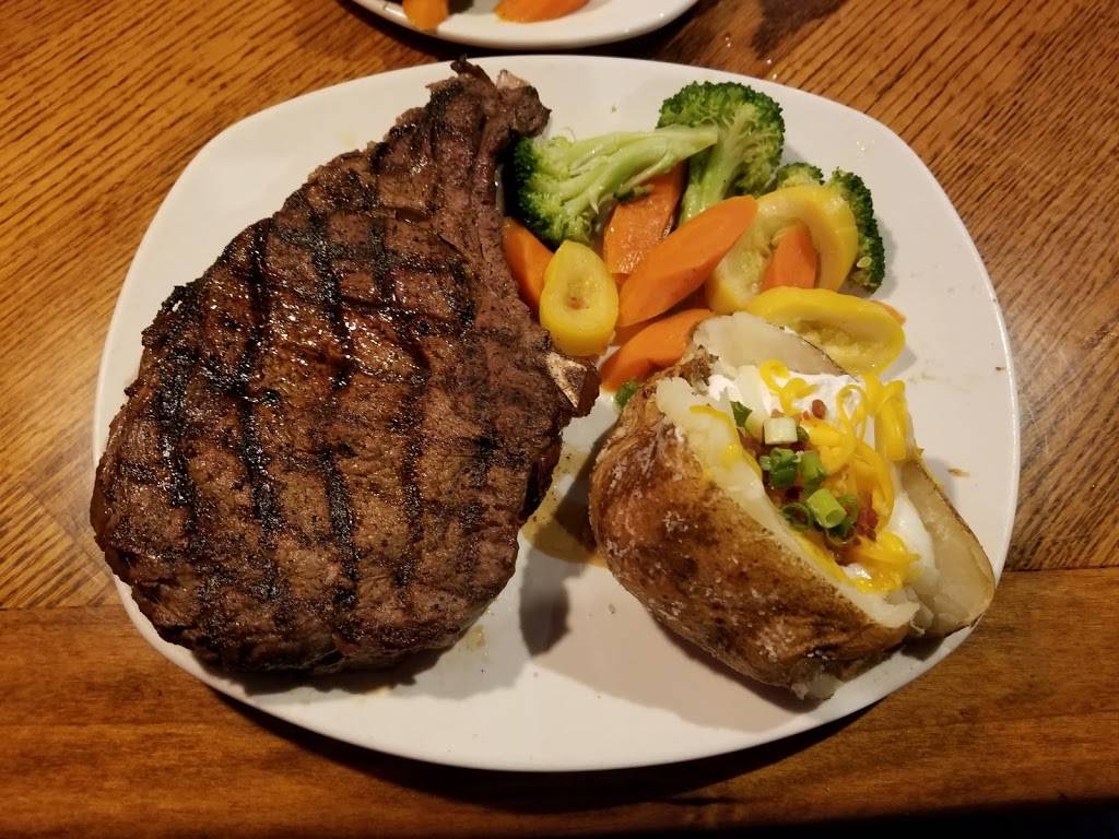 Outback Steakhouse | restaurant | 633 N 48th St, Lincoln, NE 68504, USA | 4024655050 OR +1 402-465-5050