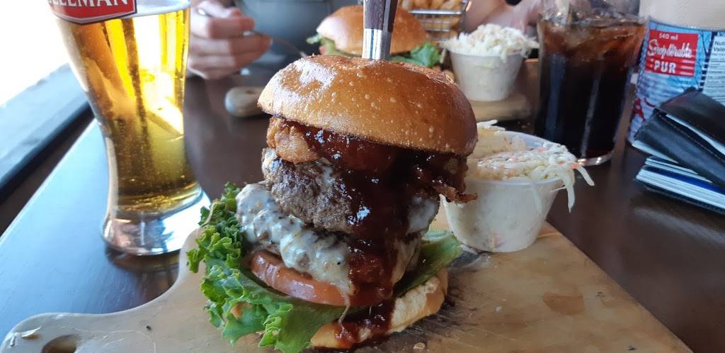 Robbies Smokehouse & Burger Bar | restaurant | 1569 QC-138, Kahnawake, QC J0L 1B0, Canada | 4506325050 OR +1 450-632-5050