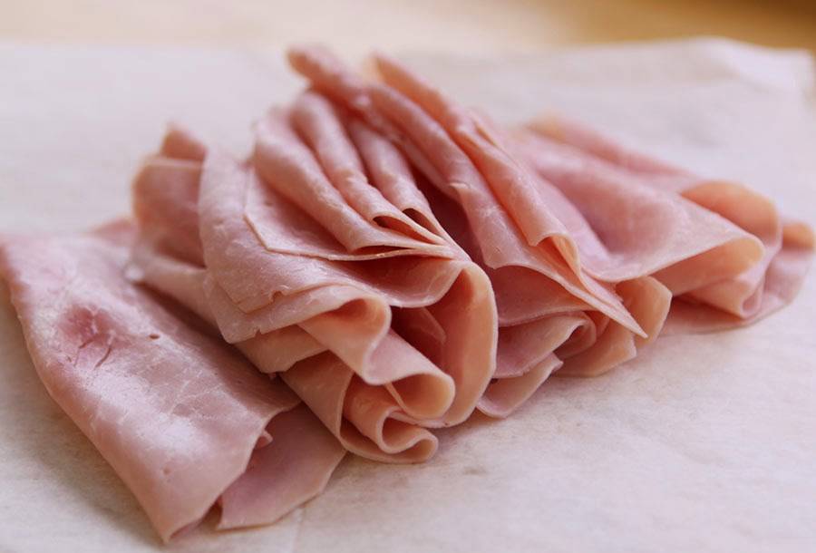 Gurneys Harbor Bottle Shop | restaurant | 215 E Main St, Harbor Springs, MI 49740, USA | 2315265472 OR +1 231-526-5472