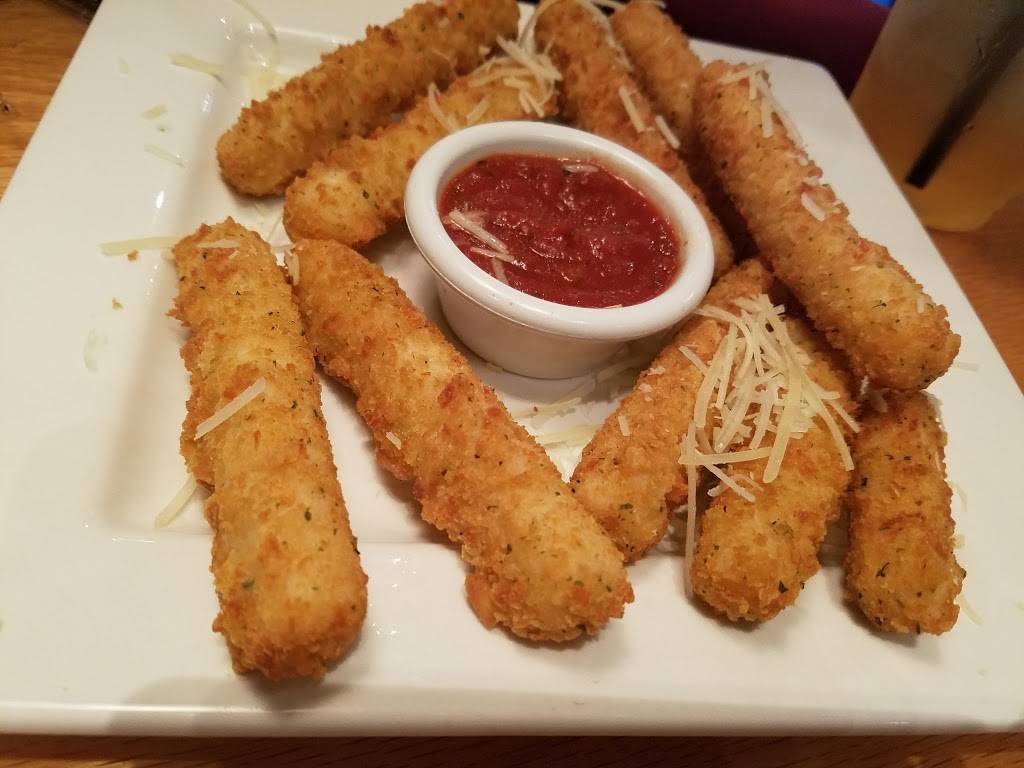 BJs Restaurant & Brewhouse | restaurant | 5207 Brodie Ln #300, Sunset Valley, TX 78745, USA | 5128923800 OR +1 512-892-3800