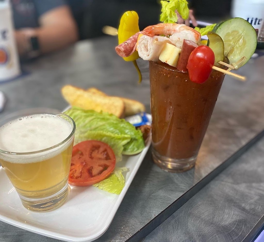 Lake Dale Ale | restaurant | 5512 W Main St, Lowell, IN 46356, USA | 2196961256 OR +1 219-696-1256