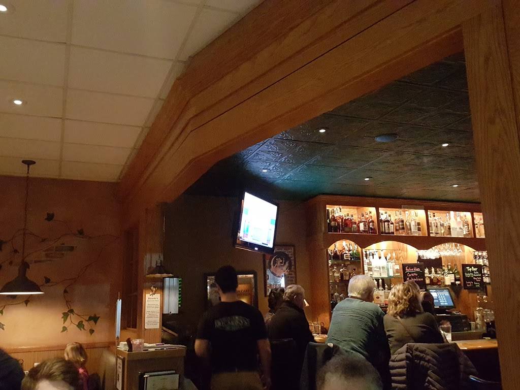 Ricardos Pizza | restaurant | 1812, 5627 Broad St, Greendale, WI 53129, USA | 4144211980 OR +1 414-421-1980