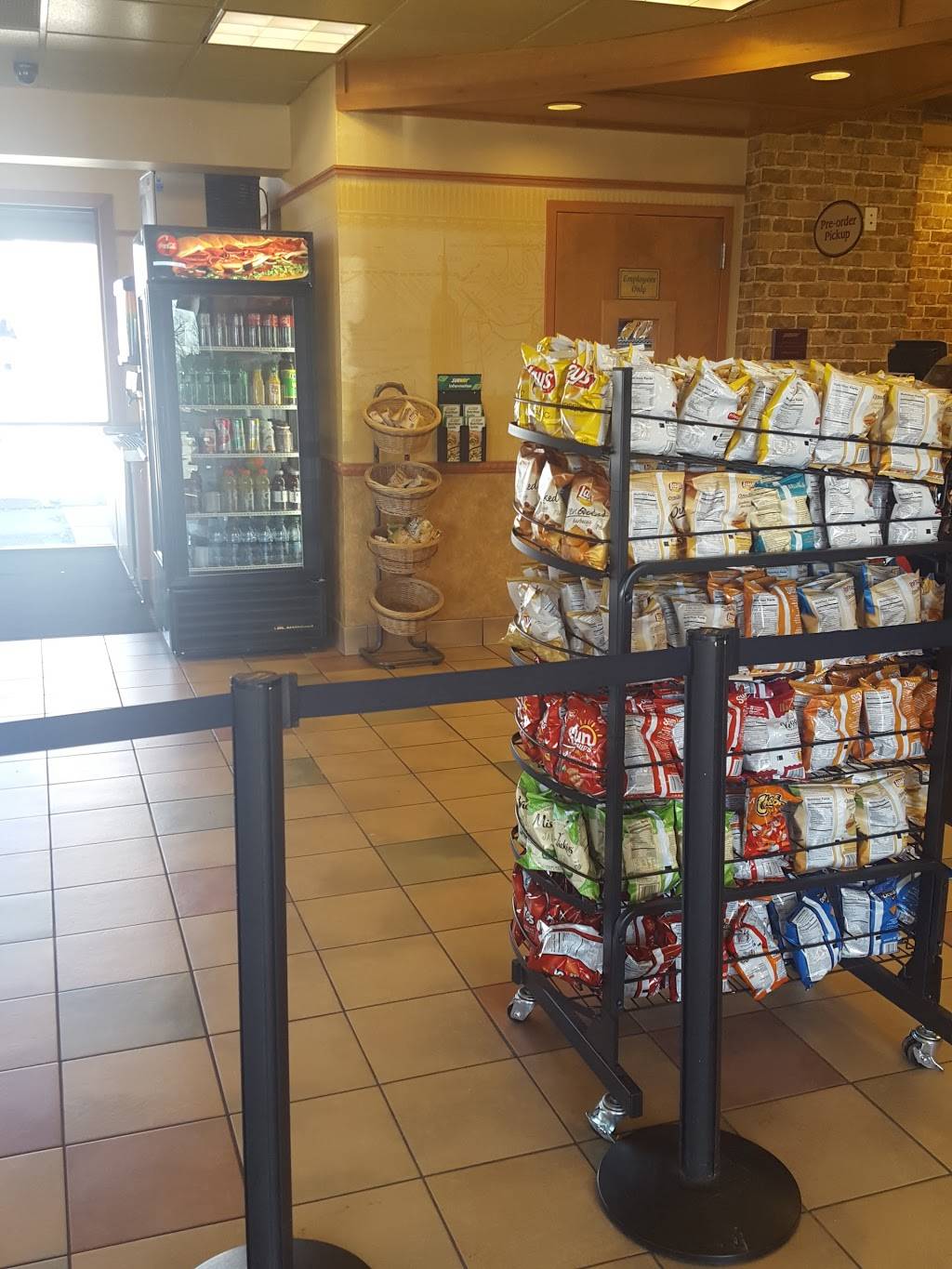 Subway | restaurant | 3770 Alpine Ave NW, Comstock Park, MI 49321, USA | 6166474036 OR +1 616-647-4036