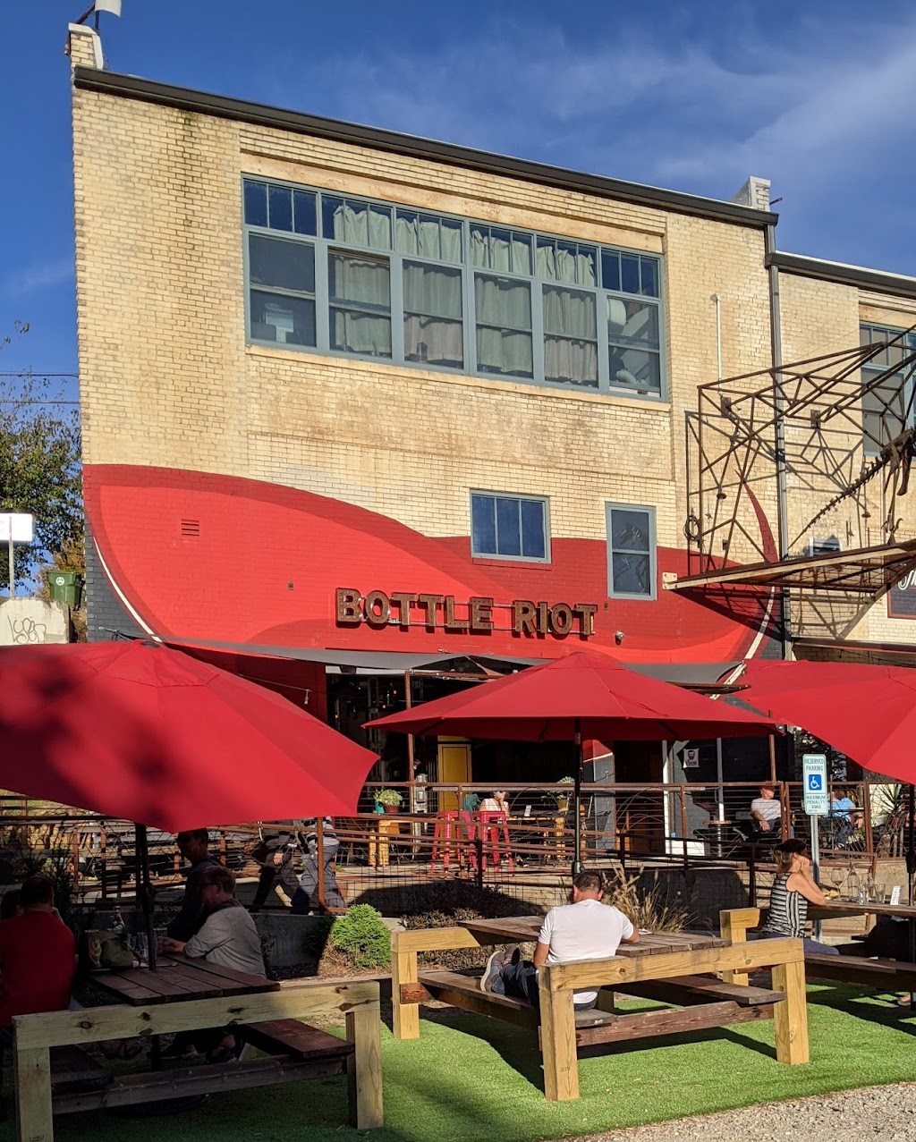 Bottle Riot | restaurant | 37 Paynes Way #009, Asheville, NC 28801, USA | 8285058606 OR +1 828-505-8606