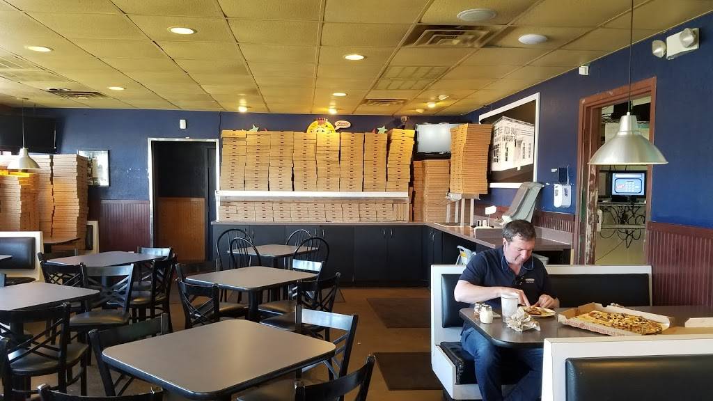 Original Ginos Pizza | restaurant | 3981 Monroe St, Toledo, OH 43606, USA | 4194723567 OR +1 419-472-3567