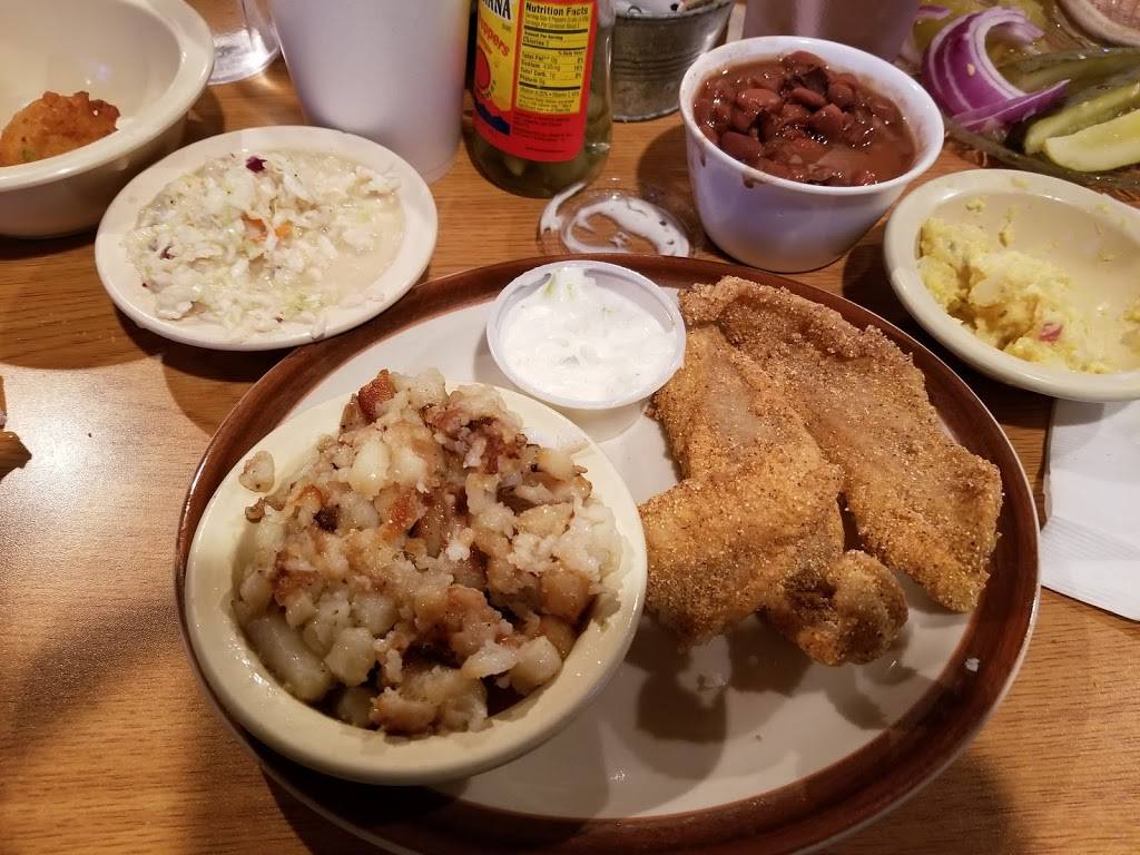 Muldrow’s Wagon Wheel Express | restaurant | 200 S Main St, Muldrow, OK 74948, USA | 9184270755 OR +1 918-427-0755