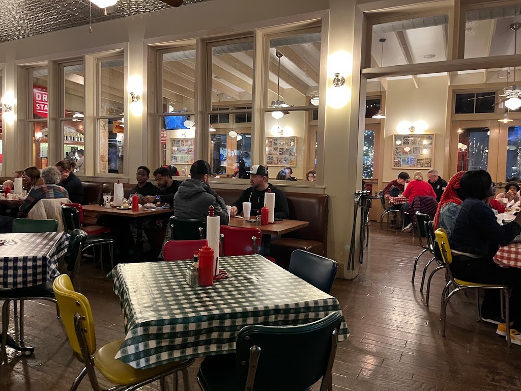 Mias Table - Upper Kirby | restaurant | 3131 Argonne St, Houston, TX 77098, USA | 7135226427 OR +1 713-522-6427