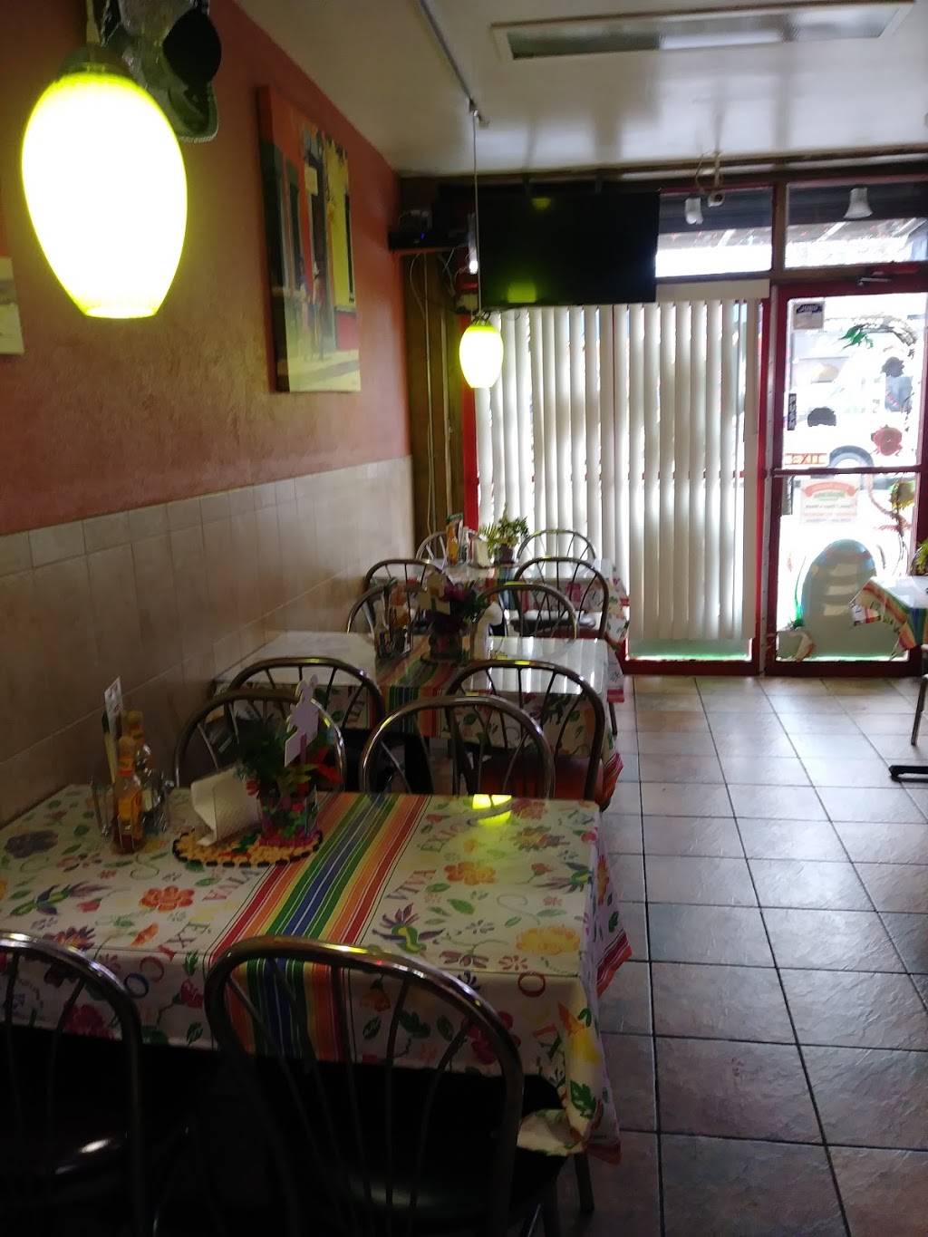 Gran Familia | restaurant | 117 Avenue U, Brooklyn, NY 11223, USA | 3475873093 OR +1 347-587-3093