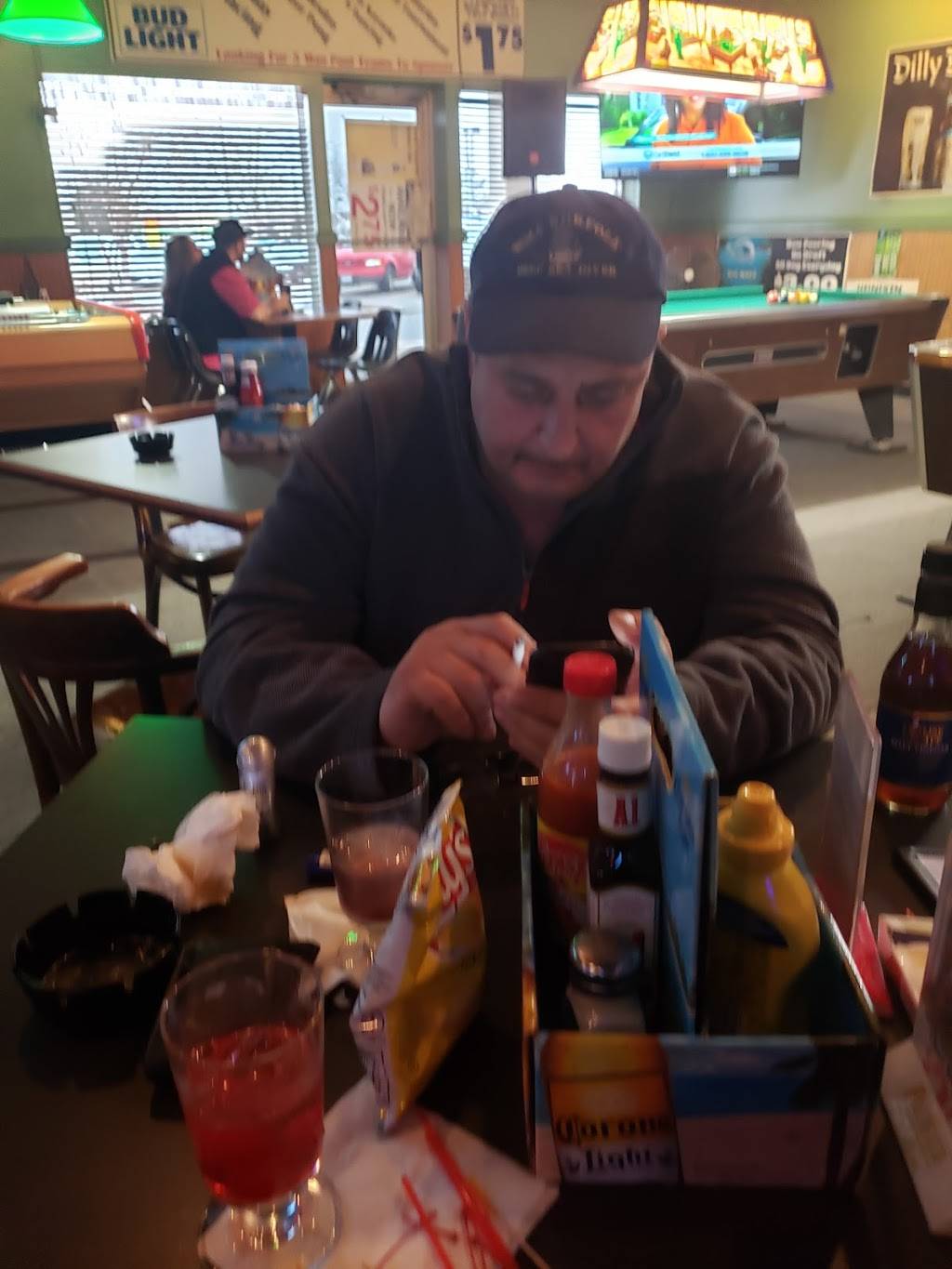 Clubhouse Bar & Grill | restaurant | 3208 Holland Road # 101, Virginia Beach, VA 23453, USA | 7574683716 OR +1 757-468-3716