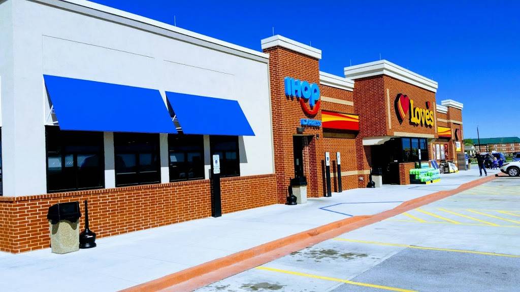 IHOP | bakery | 201 Loves Drive, Arcadia, IL 62650, USA | 2172430419 OR +1 217-243-0419
