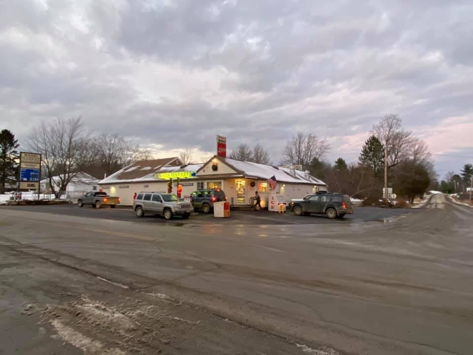 Rogers Market | meal takeaway | 2335 Hudson Rd, Hudson, ME 04449, USA | 2073272228 OR +1 207-327-2228