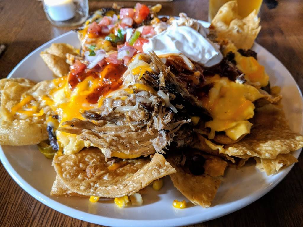 Vintage Brewing Co. Sauk Prairie | restaurant | 600 Water St, Sauk City, WI 53583, USA | 6083708200 OR +1 608-370-8200