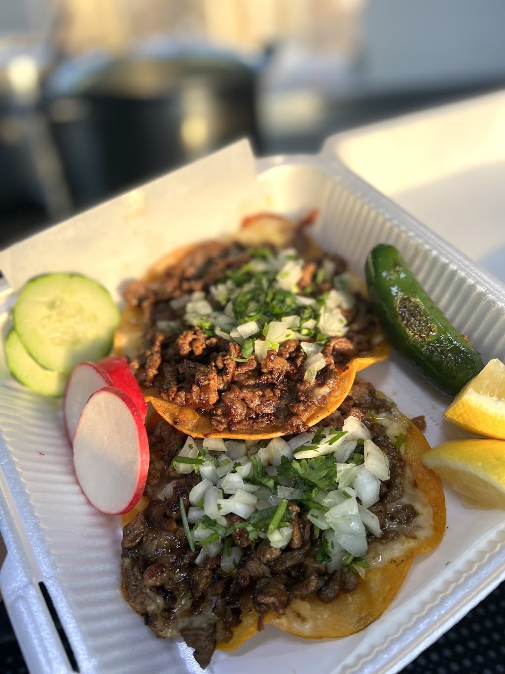 Birria Y Tacos Guzman | restaurant | 2511 E Main St, Stockton, CA 95205, USA | 7078902399 OR +1 707-890-2399