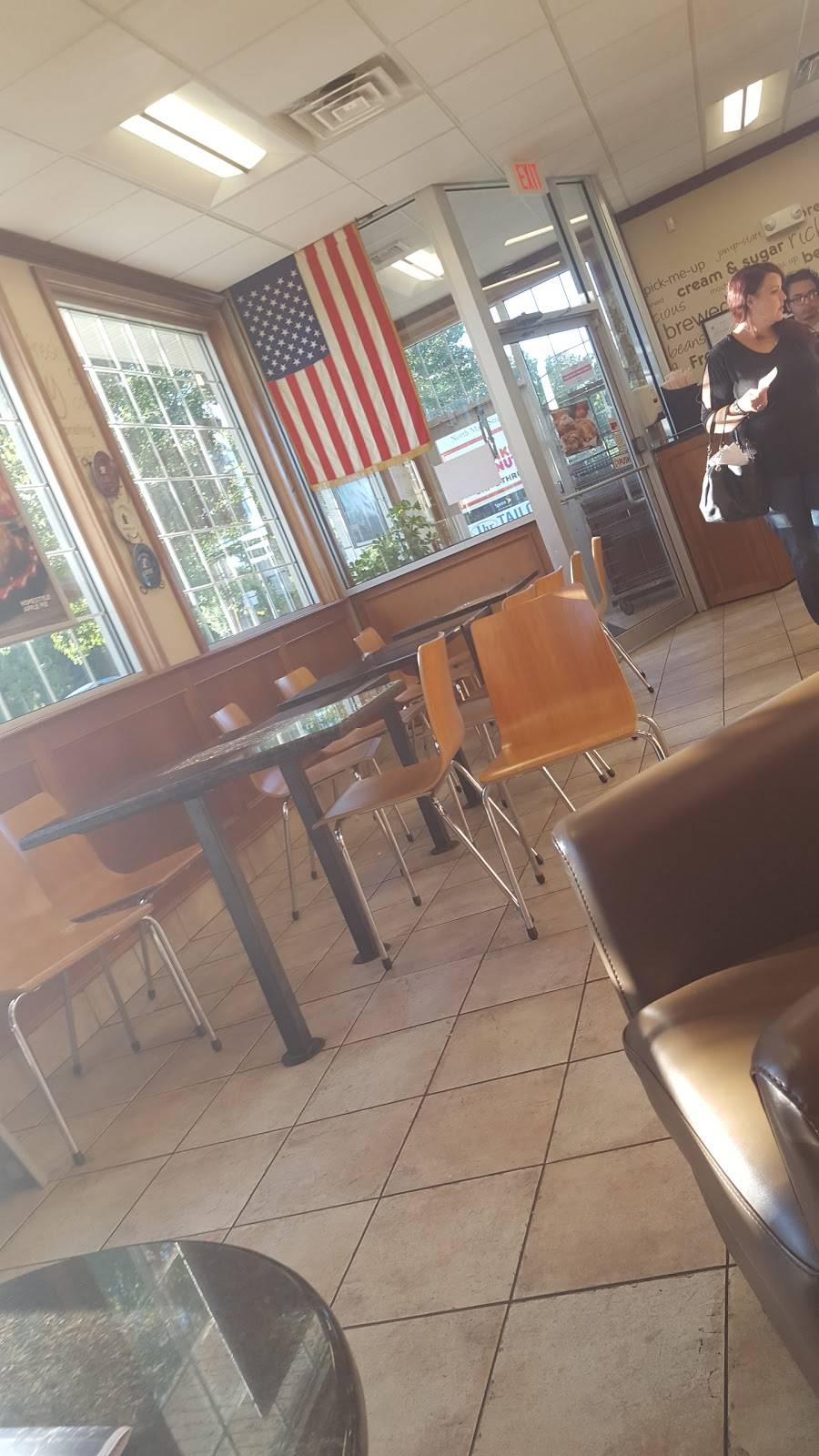 Dunkin | bakery | 9 N Main St, West Bridgewater, MA 02379, USA | 5084279351 OR +1 508-427-9351