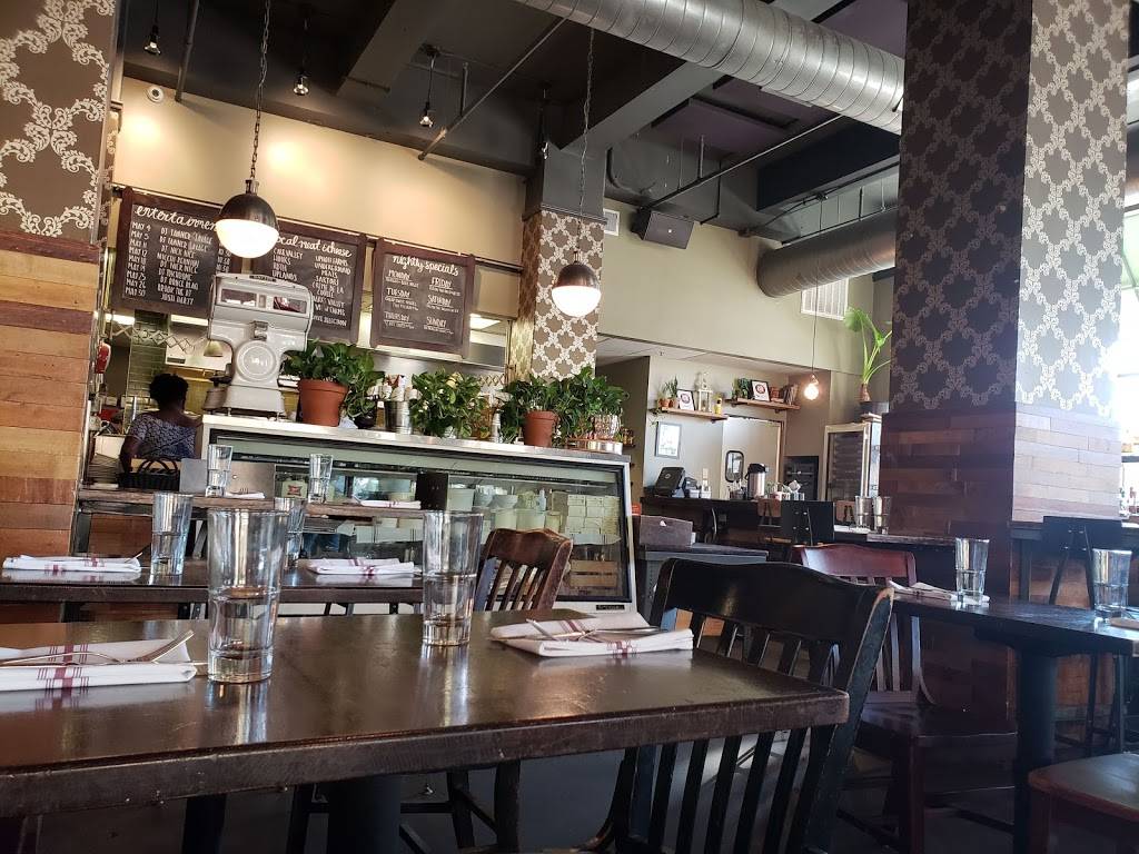 Merchant Madison | restaurant | 121 S Pinckney St, Madison, WI 53703, USA | 6082599799 OR +1 608-259-9799