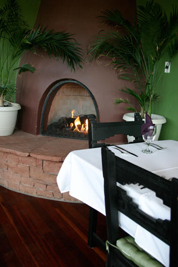 Four Corners | restaurant | 304 S Lena St, Ridgway, CO 81432, USA | 8006335868 OR +1 800-633-5868