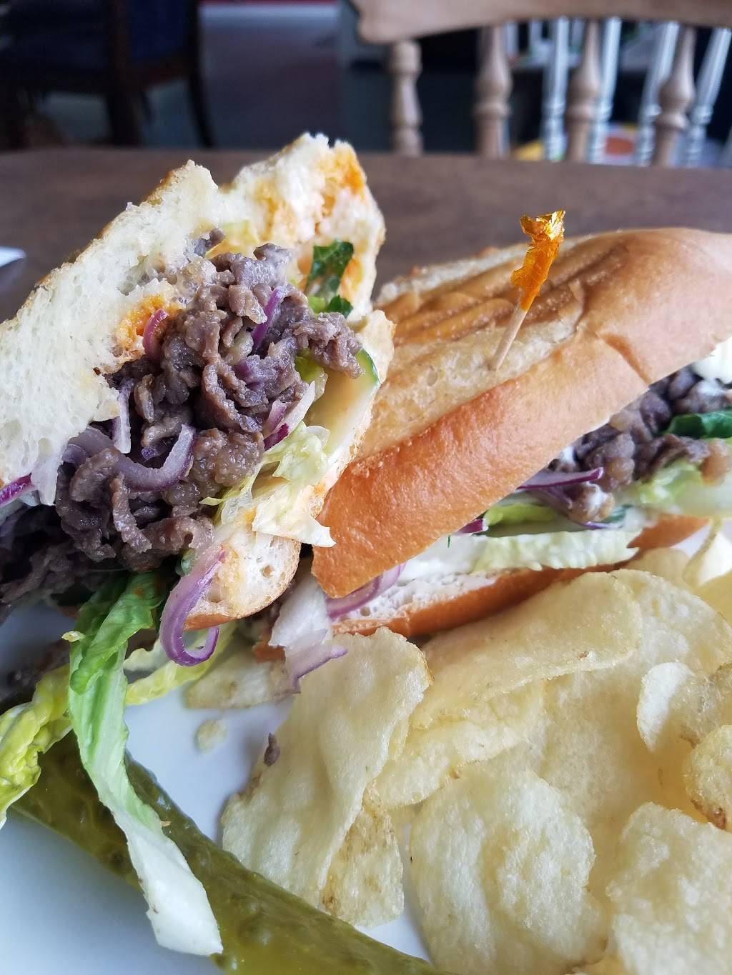 The French Hen | restaurant | 3810 Steilacoom Blvd SW, Lakewood, WA 98499, USA | 2533012814 OR +1 253-301-2814