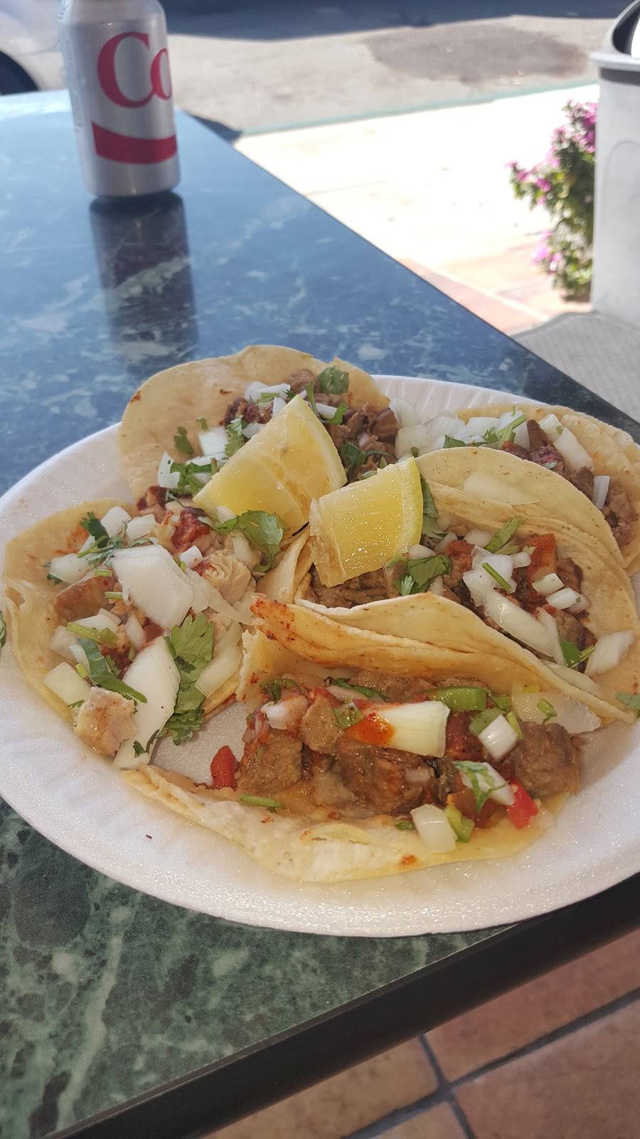 Fiesta Taco | restaurant | 1110 N Hollywood Way, Burbank, CA 91505, USA | 8185586645 OR +1 818-558-6645
