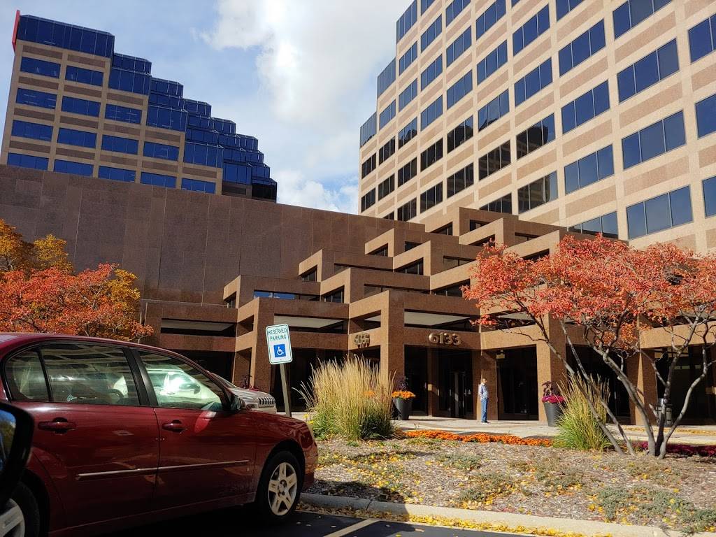 Restorrant | restaurant | 6133 N River Rd, Rosemont, IL 60018, USA | 8472685101 OR +1 847-268-5101