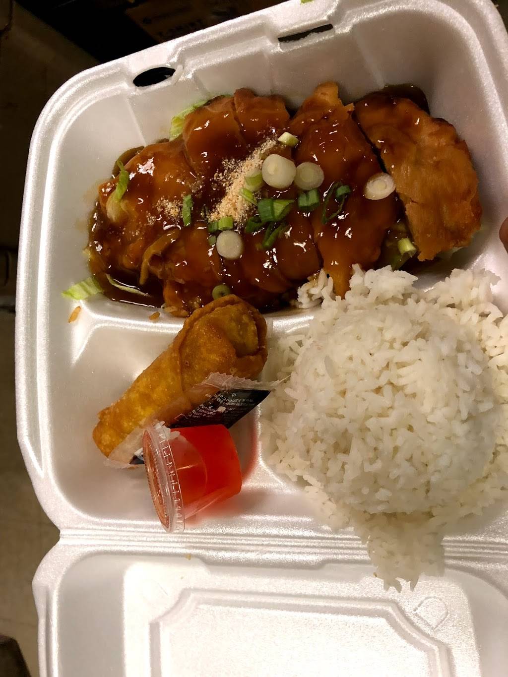 Golden House Restaurant | restaurant | 1241 E Grand River Ave, Howell, MI 48843, USA | 5175469634 OR +1 517-546-9634