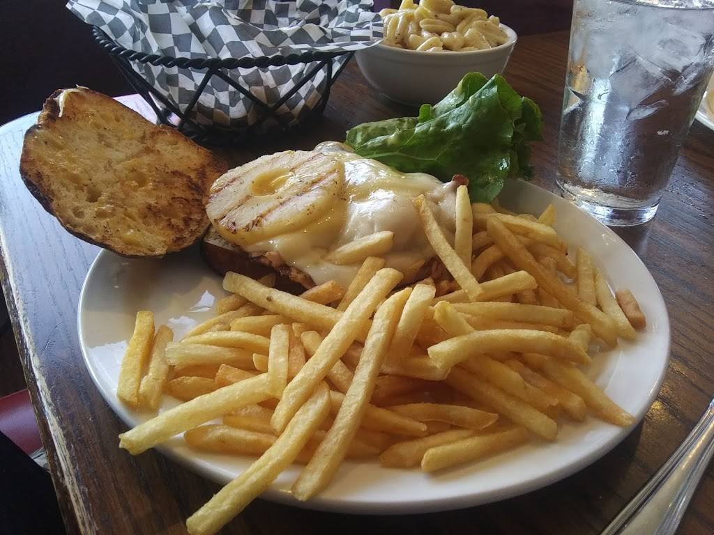 Joey Bs on the Hill | restaurant | 2524 Hampton Ave, St. Louis, MO 63139, USA | 3146457300 OR +1 314-645-7300