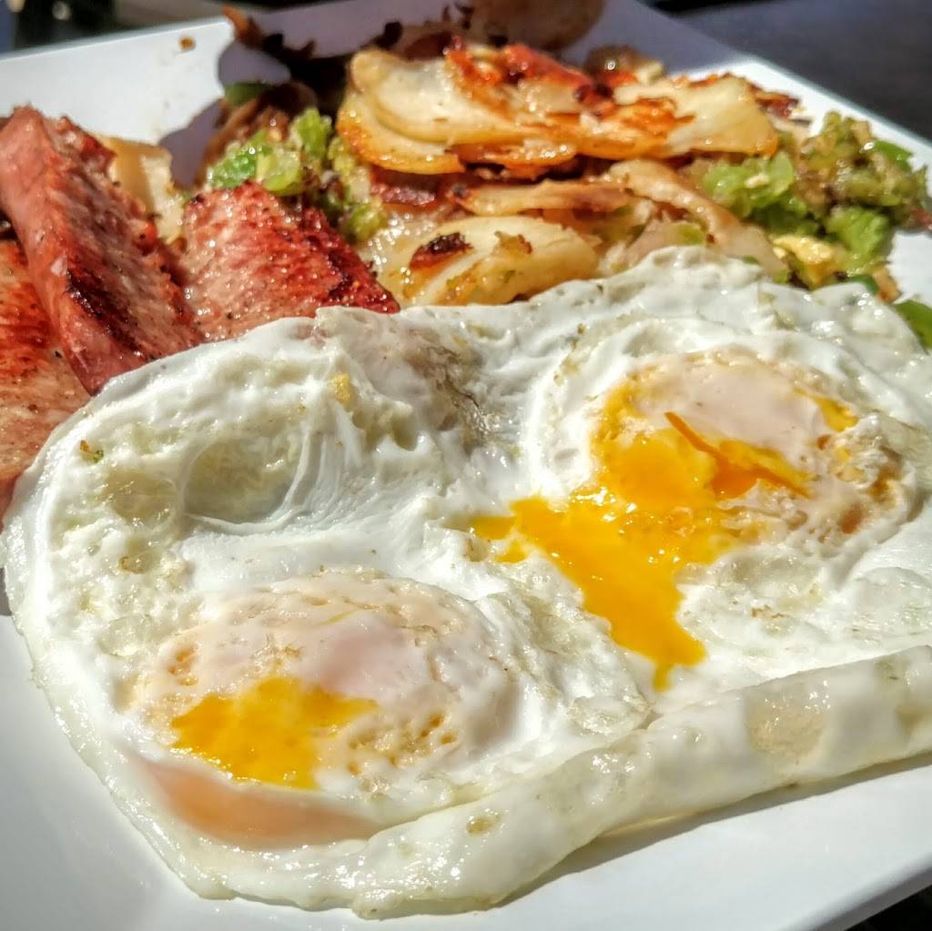 Wilsons Rivers Edge Restaurant | restaurant | 4208 S Straits Hwy, Indian River, MI 49749, USA | 2312388111 OR +1 231-238-8111