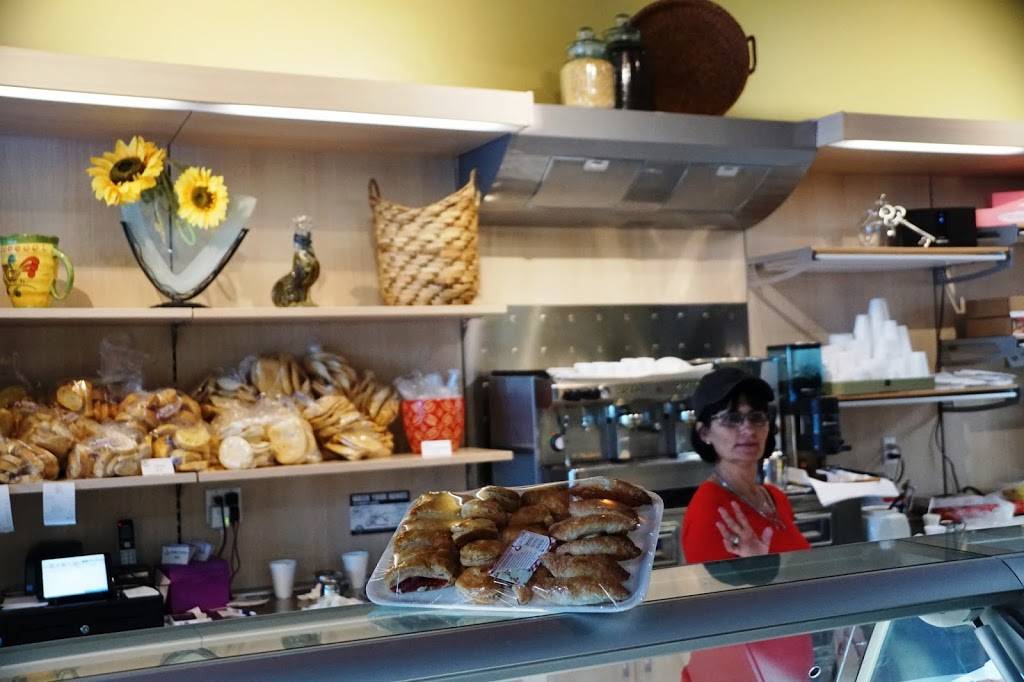 la suiza bakery | bakery | 14016 SW 8th St, Miami, FL 33184, USA | 7863911509 OR +1 786-391-1509