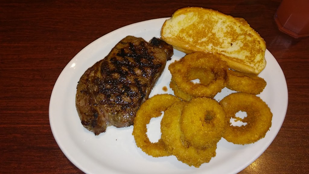 The Railyard Steakhouse | restaurant | 606 E Broadway St, Brunswick, MO 65236, USA | 6605483300 OR +1 660-548-3300