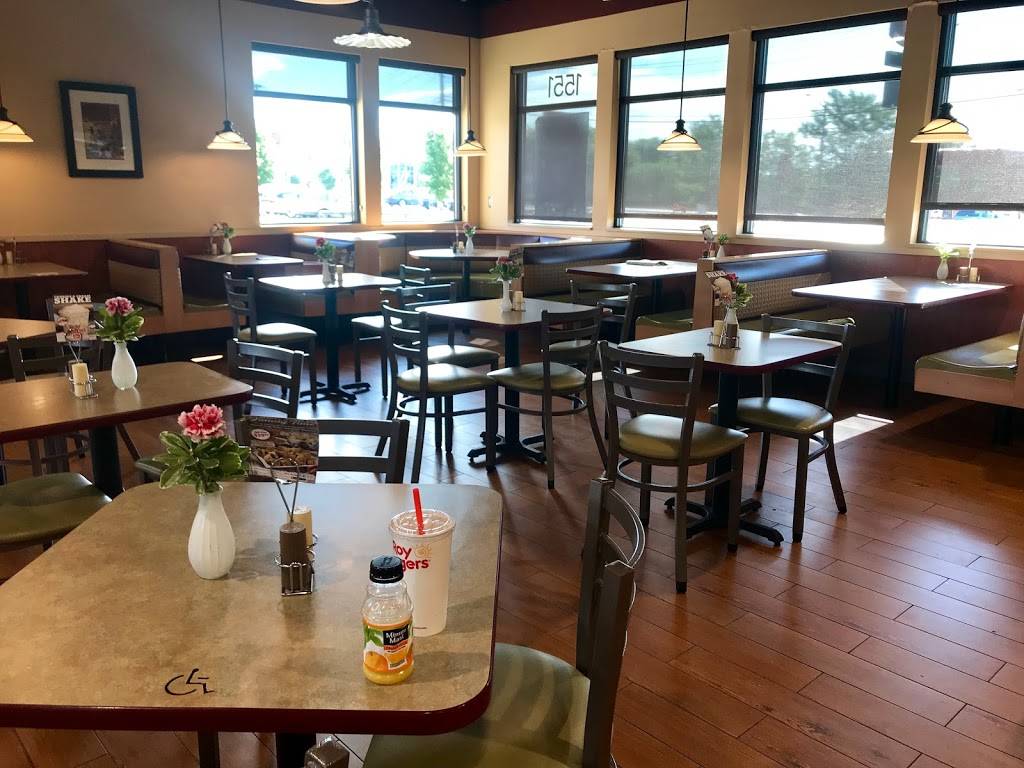 Roy Rogers | restaurant | 1551 S Pleasant Valley Rd, Winchester, VA 22601, USA | 5404315785 OR +1 540-431-5785