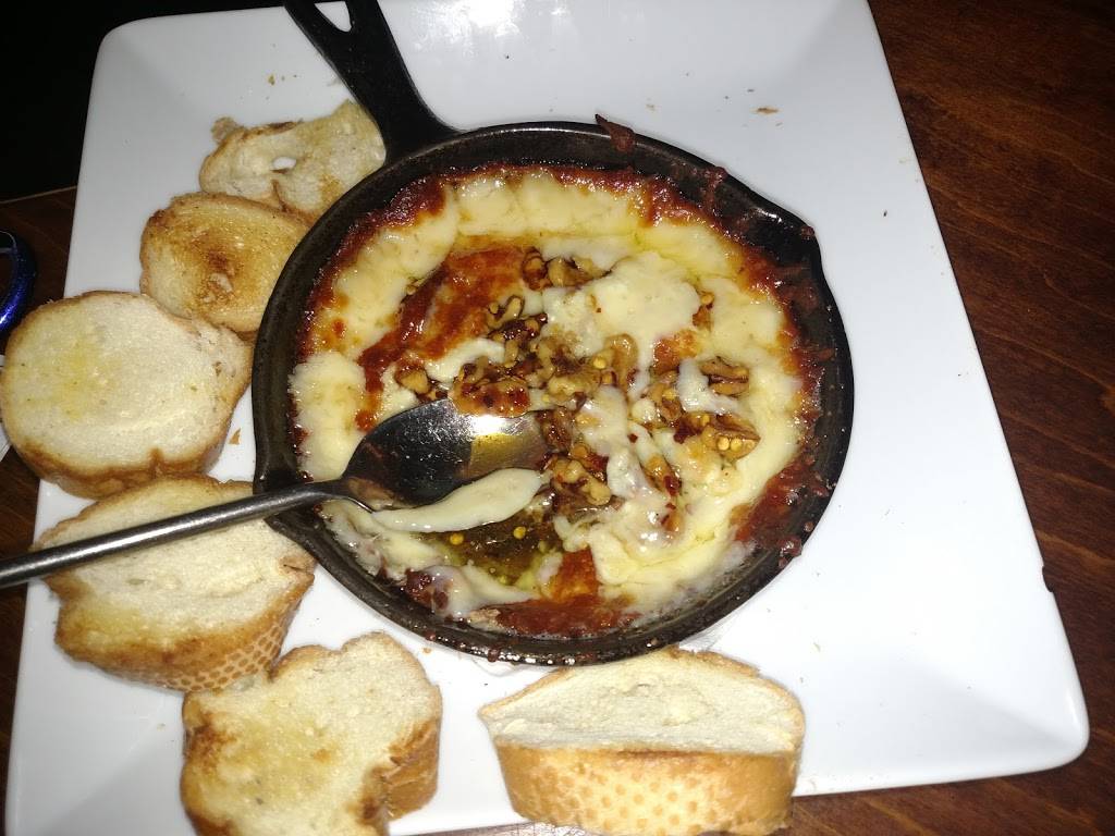 The Fork N Cork | restaurant | 122 Market St, Wilmington, NC 28401, USA | 9102285247 OR +1 910-228-5247