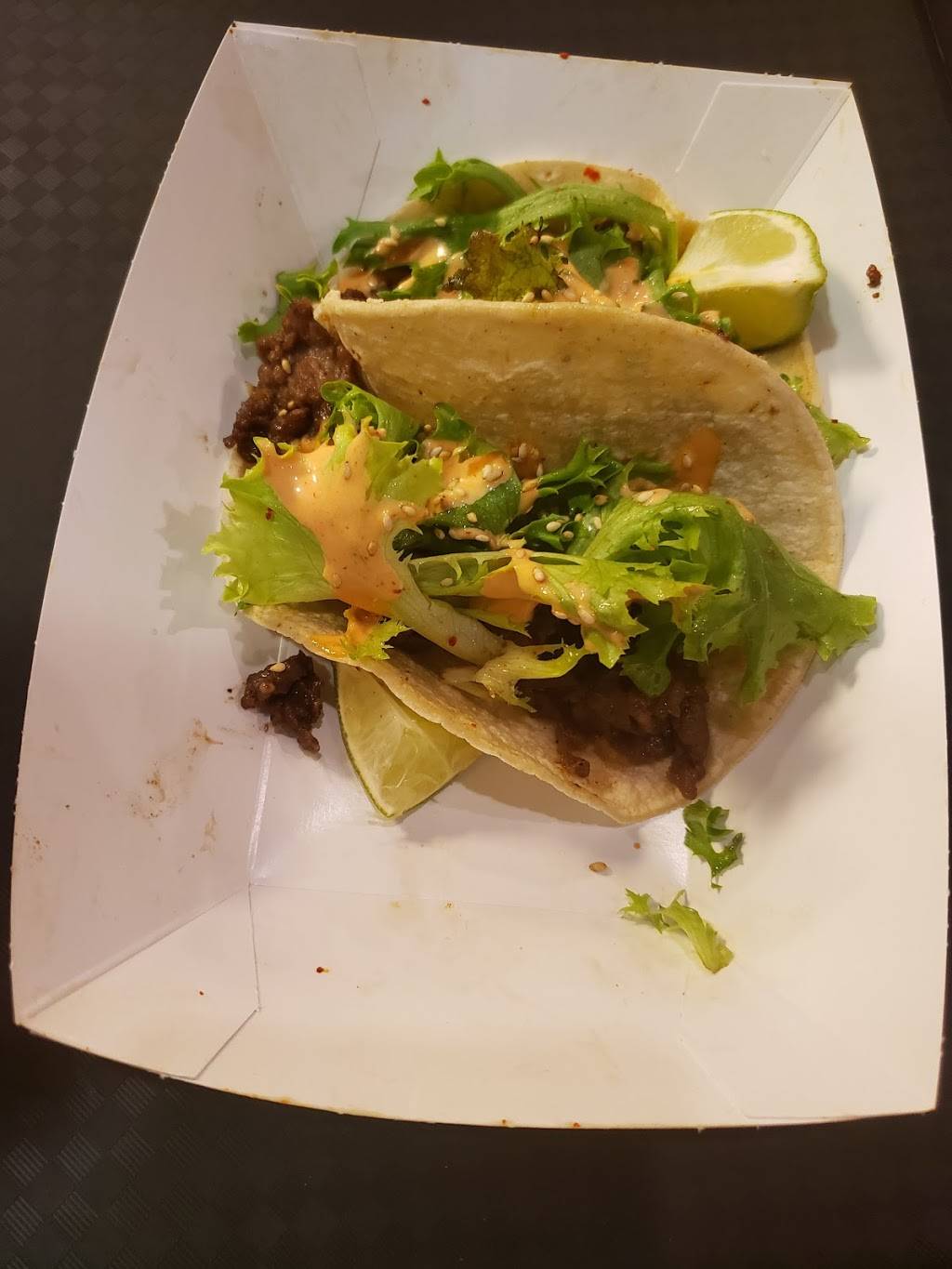 Willies Pub & Pool | restaurant | 1109 E Broadway, Columbia, MO 65201, USA | 5735541485 OR +1 573-554-1485