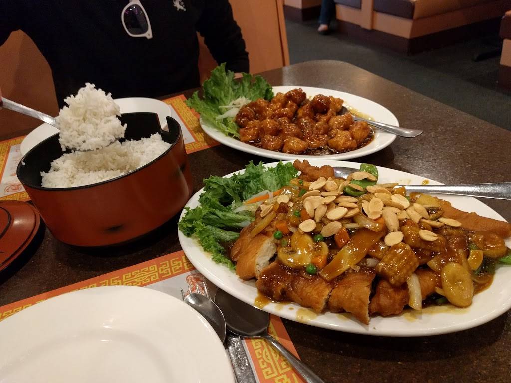 Three Happiness Restaurant | restaurant | 3330 Alpine Ave NW C, Grand Rapids, MI 49544, USA | 6167853888 OR +1 616-785-3888