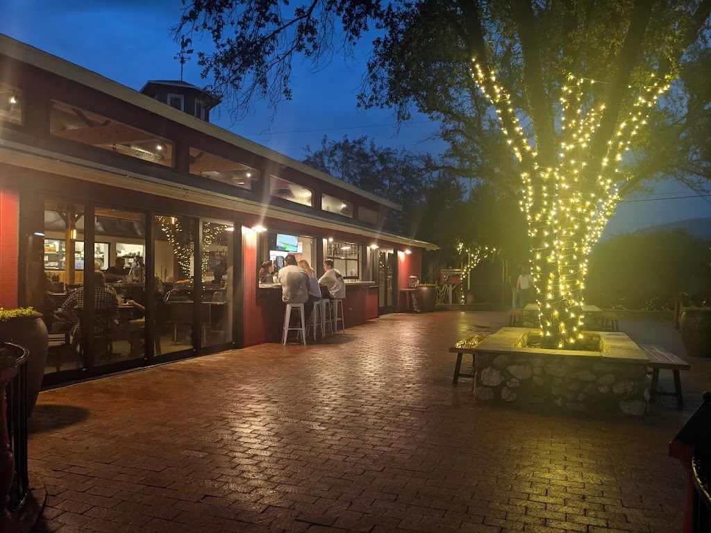 The Barnyard Crafthouse & Eatery | restaurant | 11011 E Tanque Verde Rd, Tucson, AZ 85749, USA | 5206007570 OR +1 520-600-7570