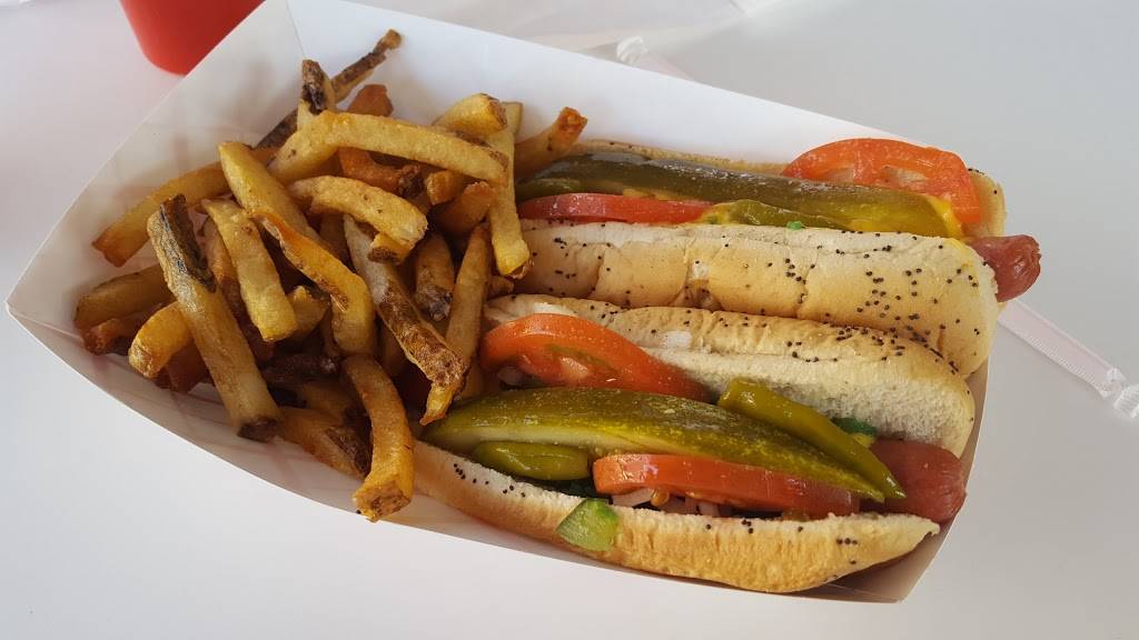 Scoobys Red Hots | restaurant | 4319 Prince St, Downers Grove, IL 60515, USA | 6307691678 OR +1 630-769-1678