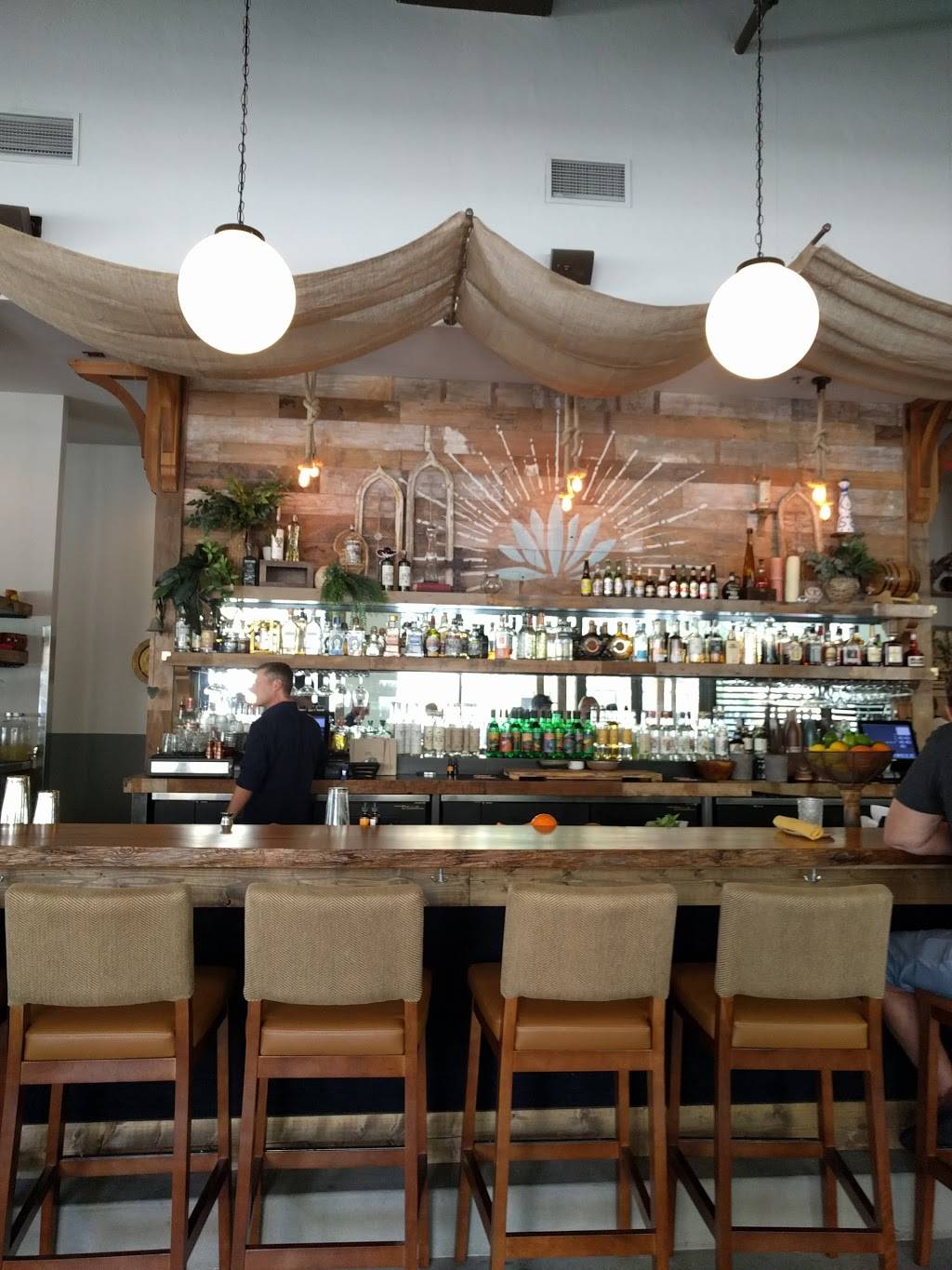 Reyes Mezcaleria | restaurant | 821 N Orange Ave, Orlando, FL 32801, USA | 4078689007 OR +1 407-868-9007