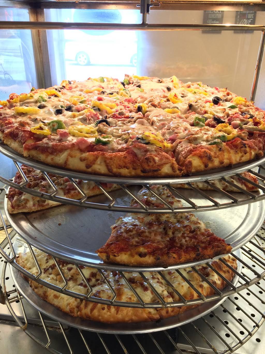 Charm Sweet Shoppe & Pizzeria | bakery | 4440 Co Rd 70, Charm, OH 44617, USA | 3308937938 OR +1 330-893-7938