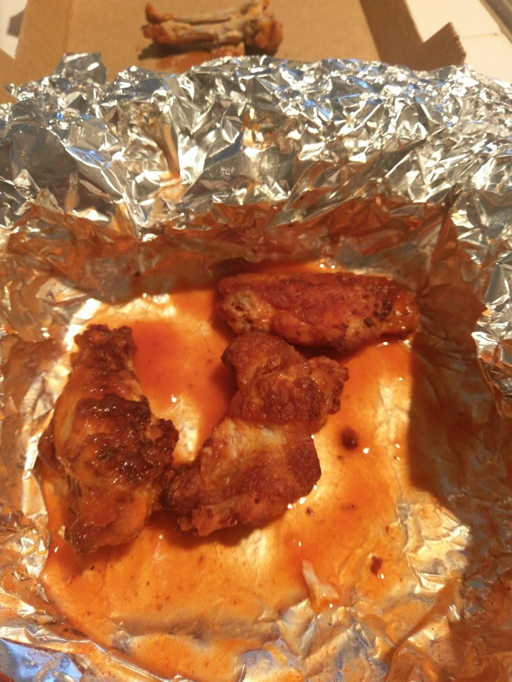 Round Table Pizza | meal delivery | 3730 N 1st St, San Jose, CA 95134, USA | 4083219922 OR +1 408-321-9922