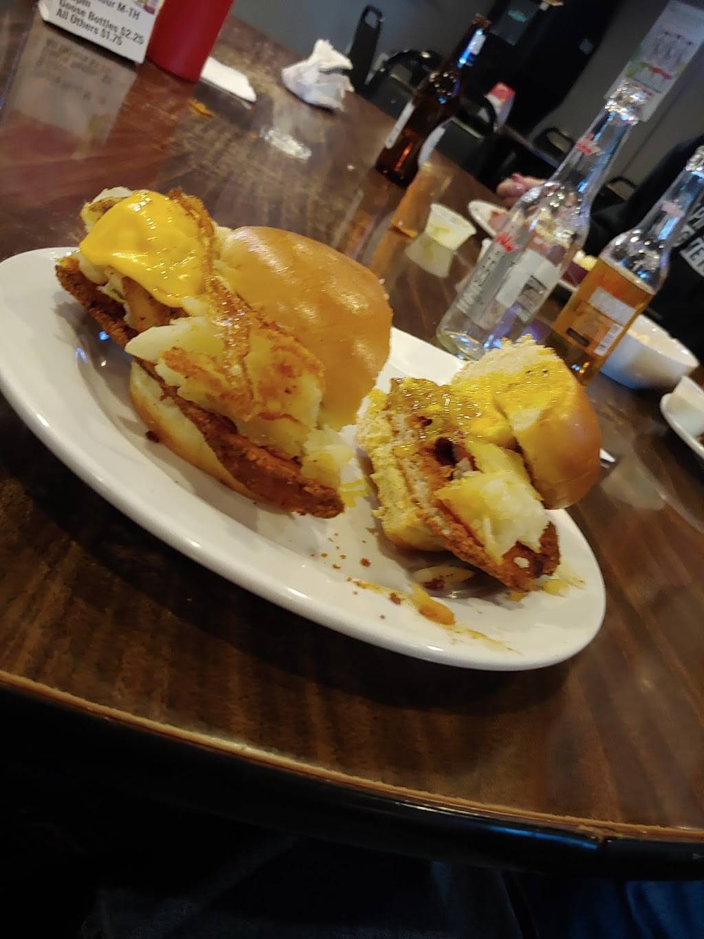 The 10th Inning | restaurant | 110 25th Ave, Gilbertville, IA 50634, USA | 3195052392 OR +1 319-505-2392