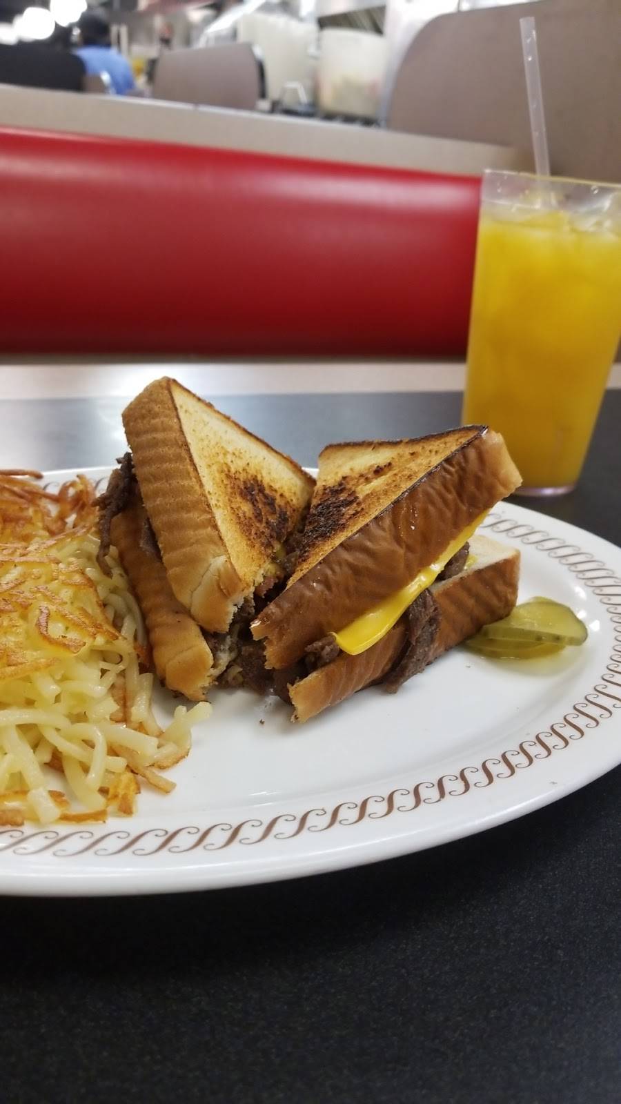 Waffle House | meal takeaway | 4301 Victory Dr, Columbus, GA 31903, USA | 7066851999 OR +1 706-685-1999