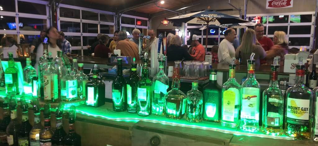 Pier Fifty-Three Open Air Bar & Brick Oven | restaurant | 7147 Lake Bluff Rd, Wolcott, NY 14590, USA | 3155871003 OR +1 315-587-1003