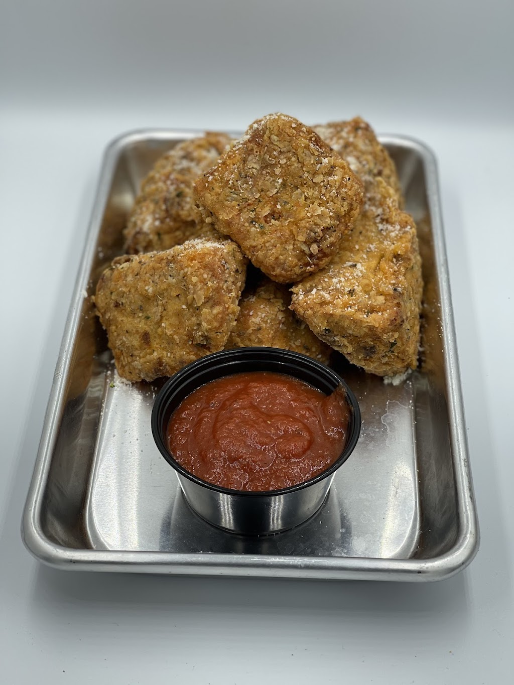 Chef T’s kitchen | restaurant | 2901 Euclid Ave, Cleveland, OH 44115, USA | 2164007222 OR +1 216-400-7222