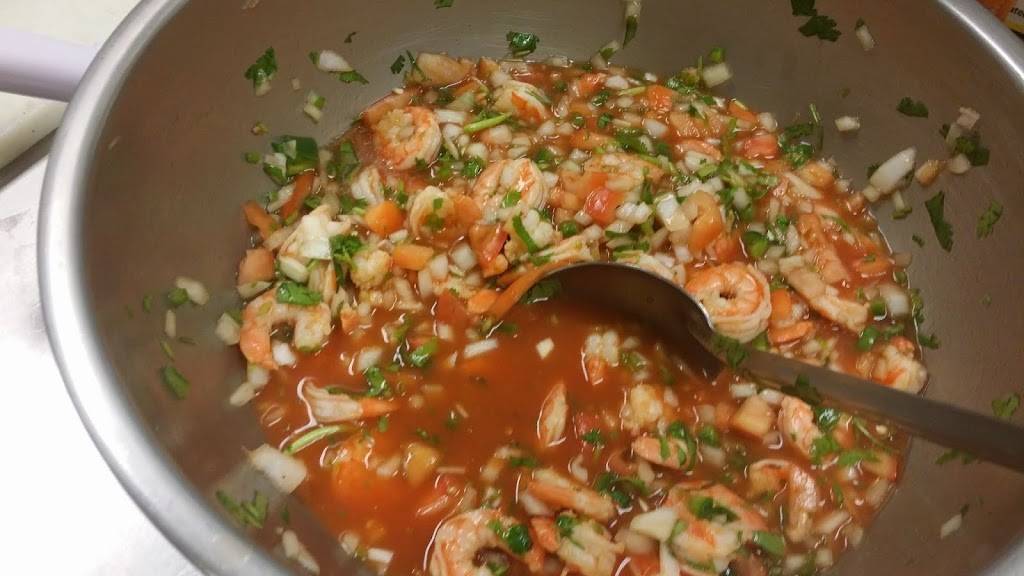 El Rinconcito | restaurant | 201 W Arrowood Rd, Charlotte, NC 28273, USA | 7047705119 OR +1 704-770-5119