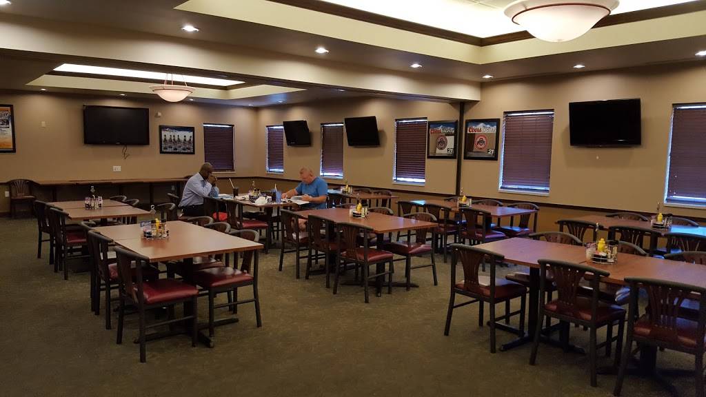 TJ Chumps | restaurant | 6331, 1100 E Dayton Yellow Springs Rd, Fairborn, OH 45324, USA | 9373181250 OR +1 937-318-1250