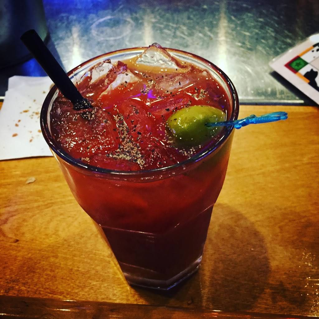 Texas Roadhouse | restaurant | 1616 N 75th Ave, Phoenix, AZ 85035, USA | 6232474061 OR +1 623-247-4061