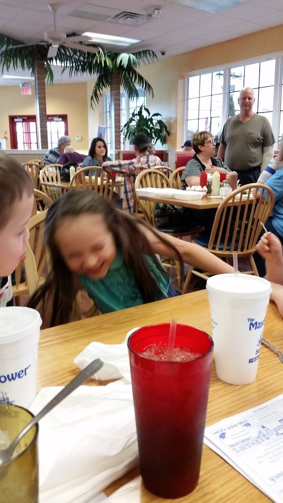 Mayflower Seafood Restaurant | restaurant | 1641 Freeway Dr, Reidsville, NC 27320, USA | 3363421764 OR +1 336-342-1764